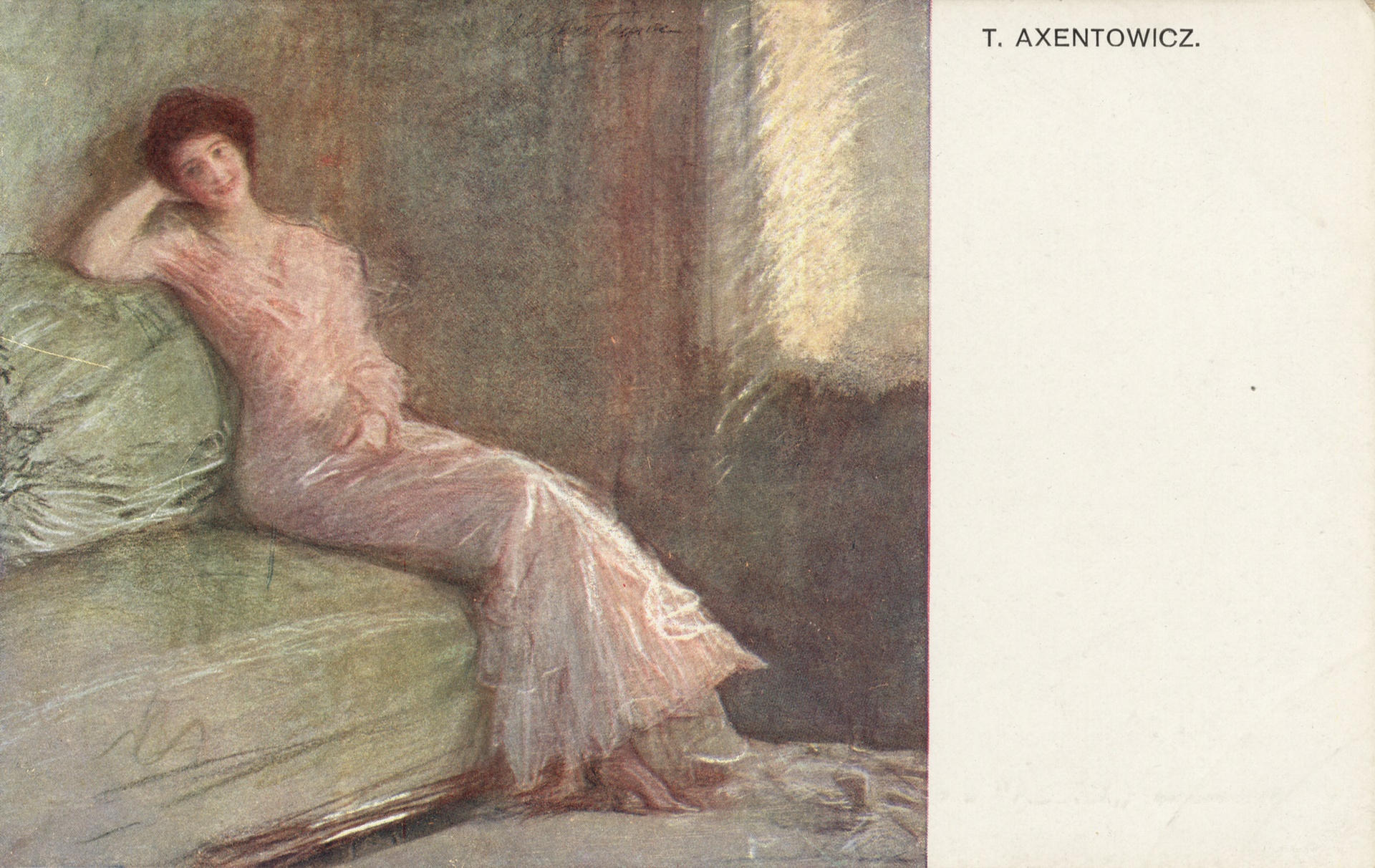 Дама на диване