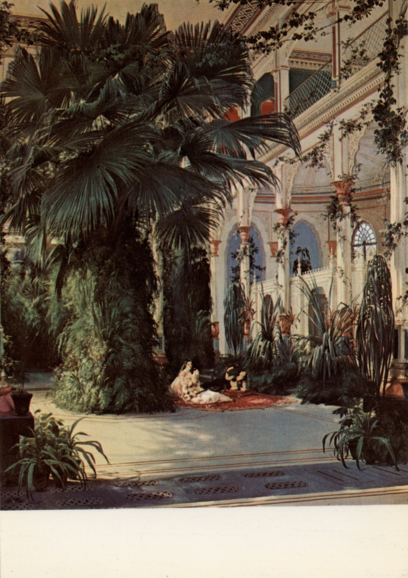 Интерьер пальмового дома на Павлиньем острове