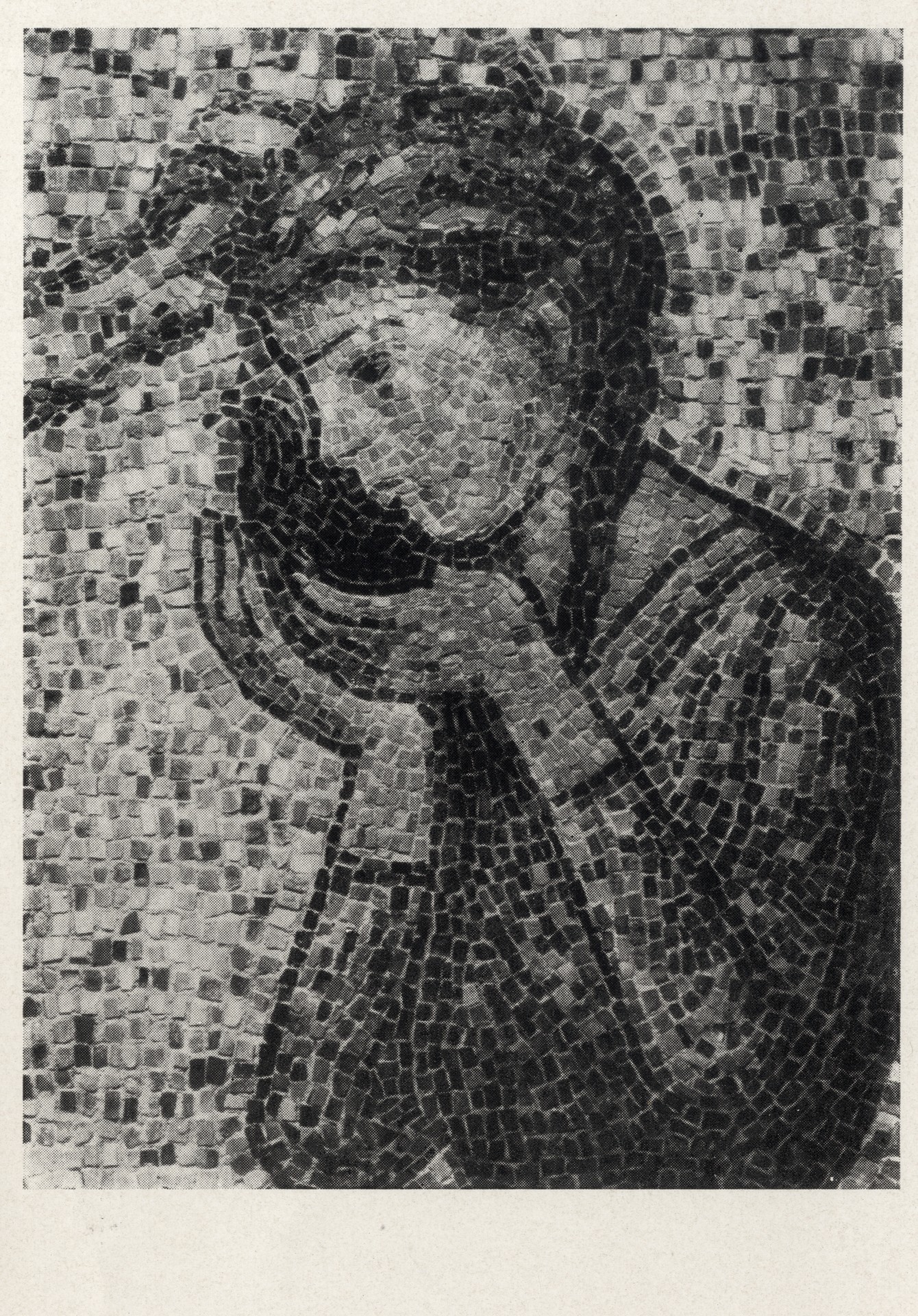 Девочка с голубем