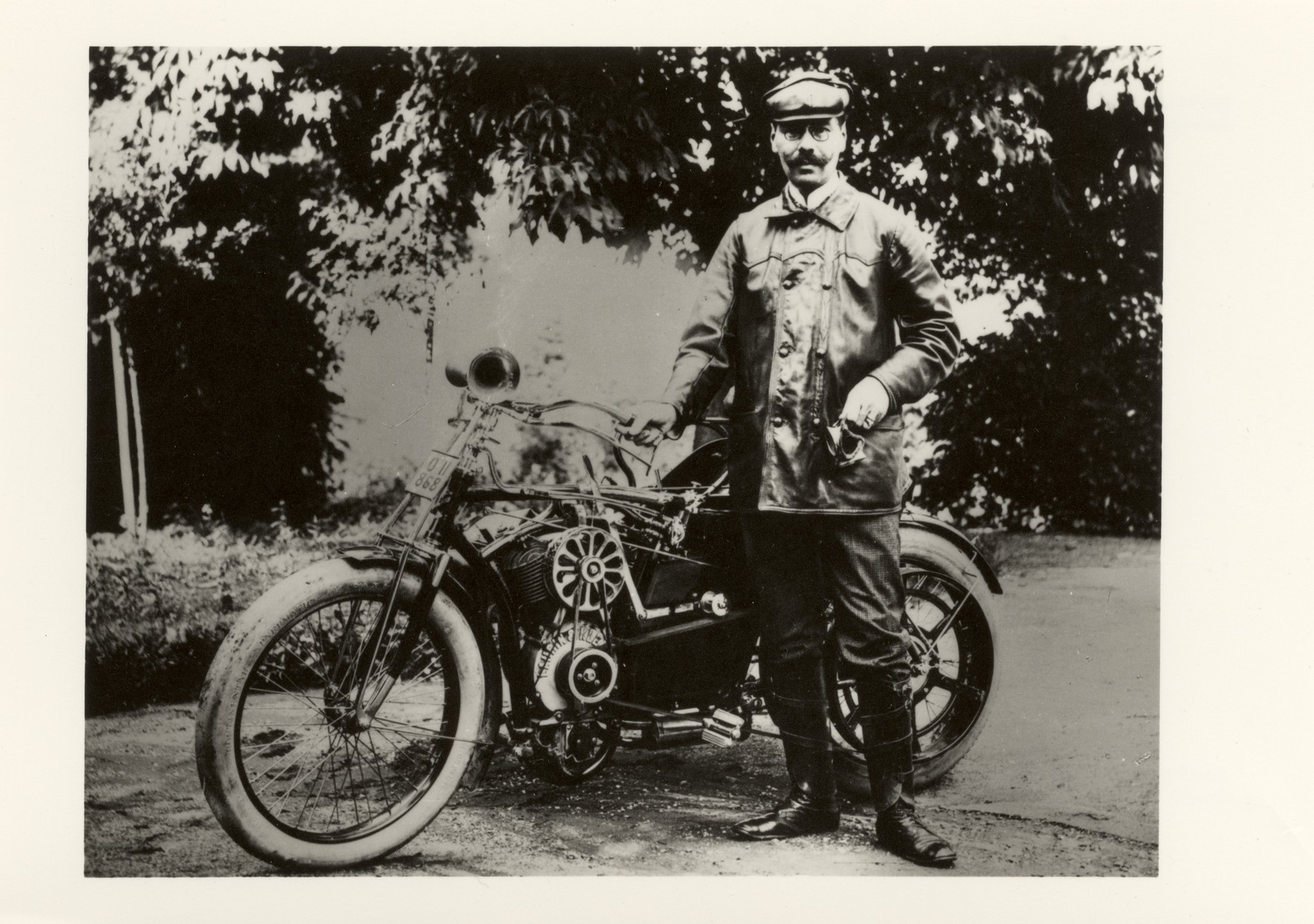 Автопортрет