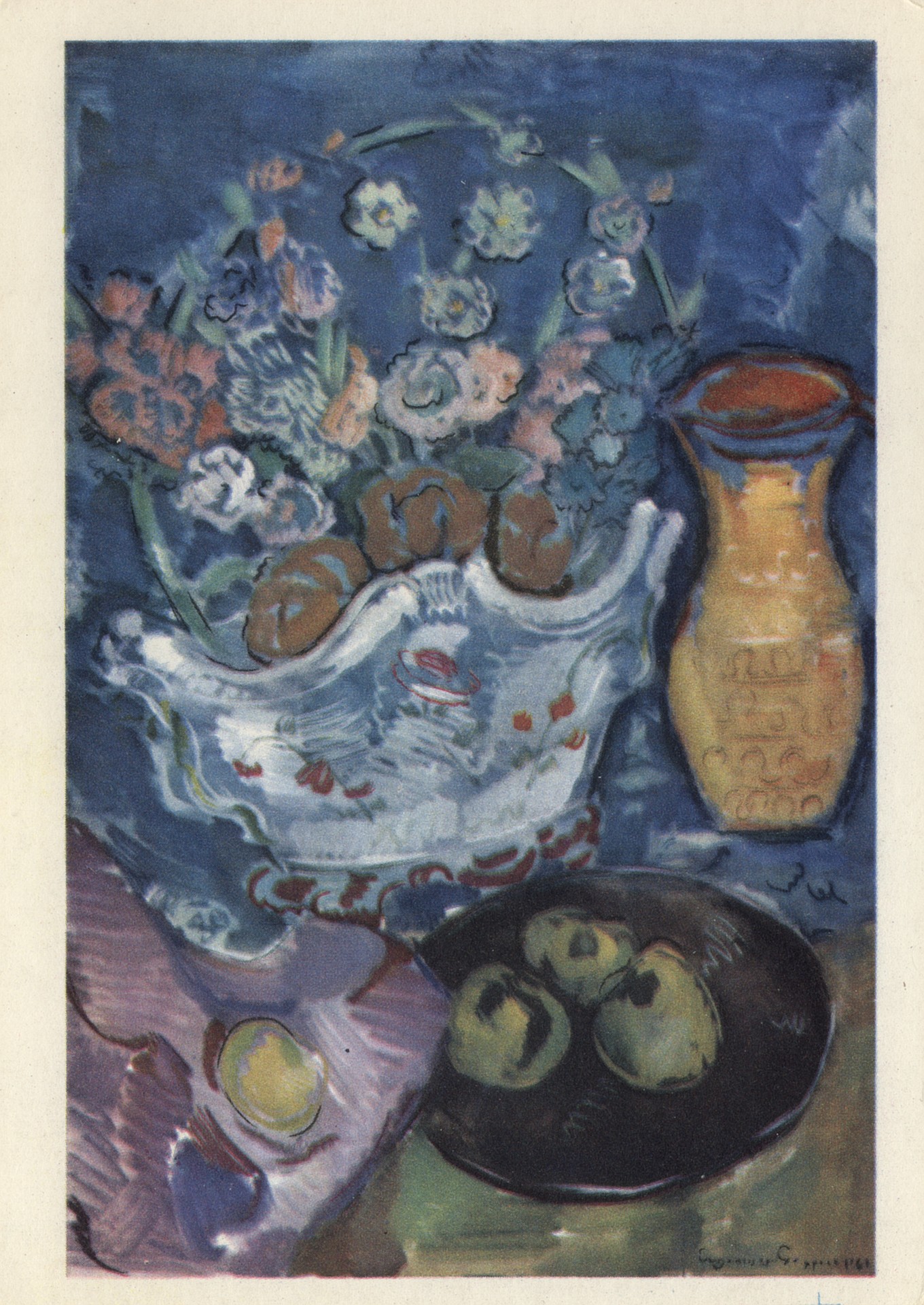 Натюрморт на голубом фоне