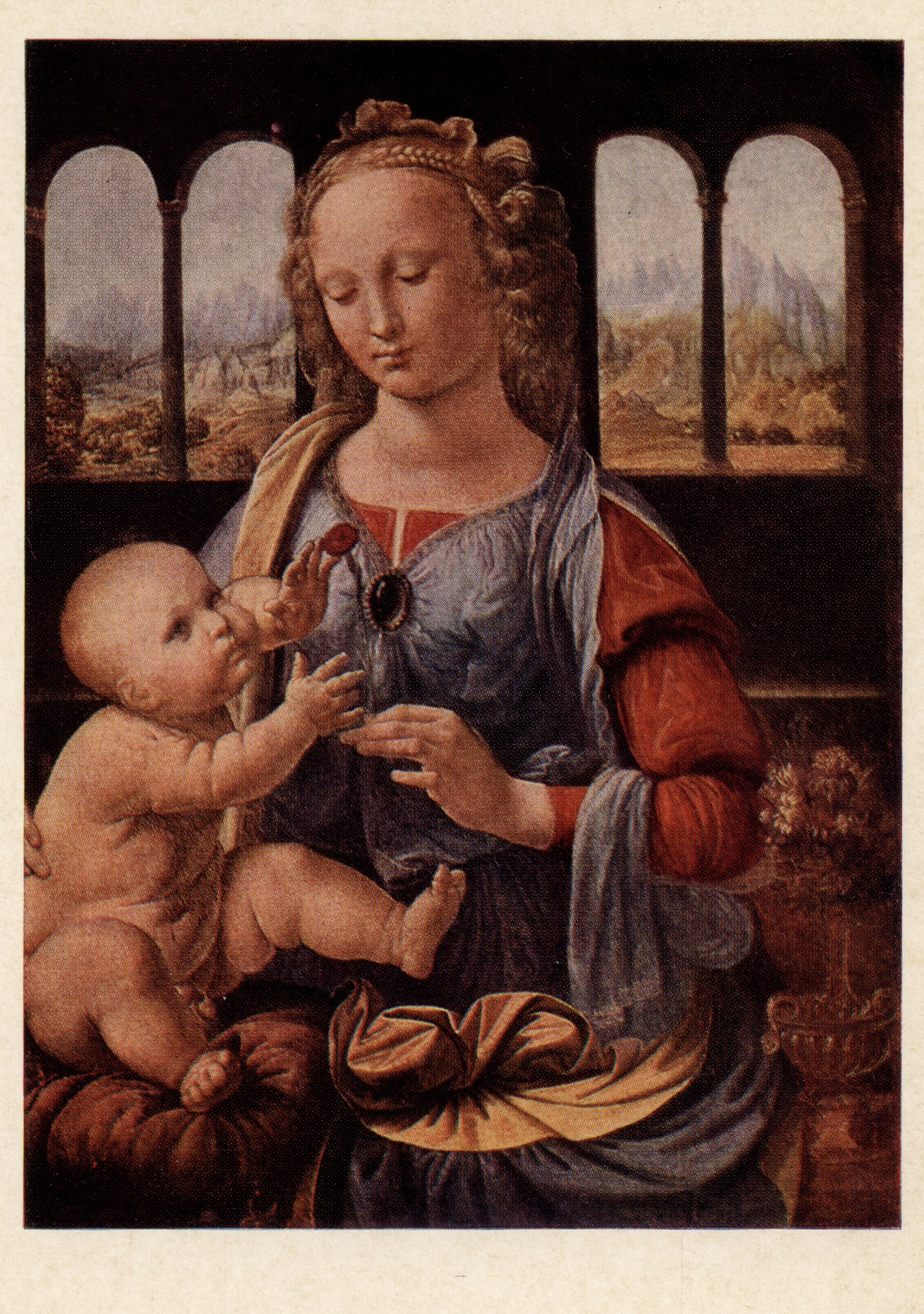 Мария с младенцем