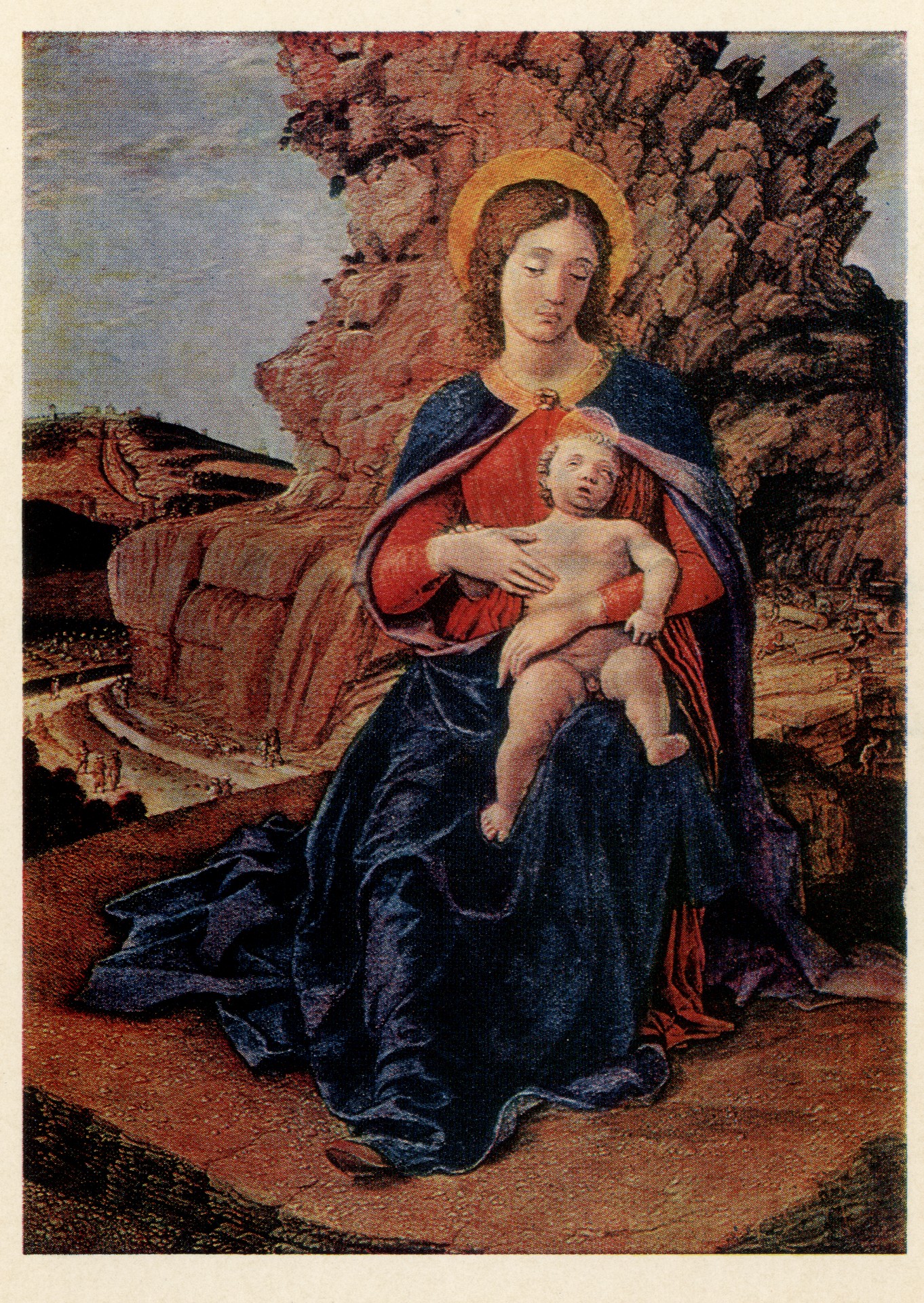 Мадонна на фоне карьера