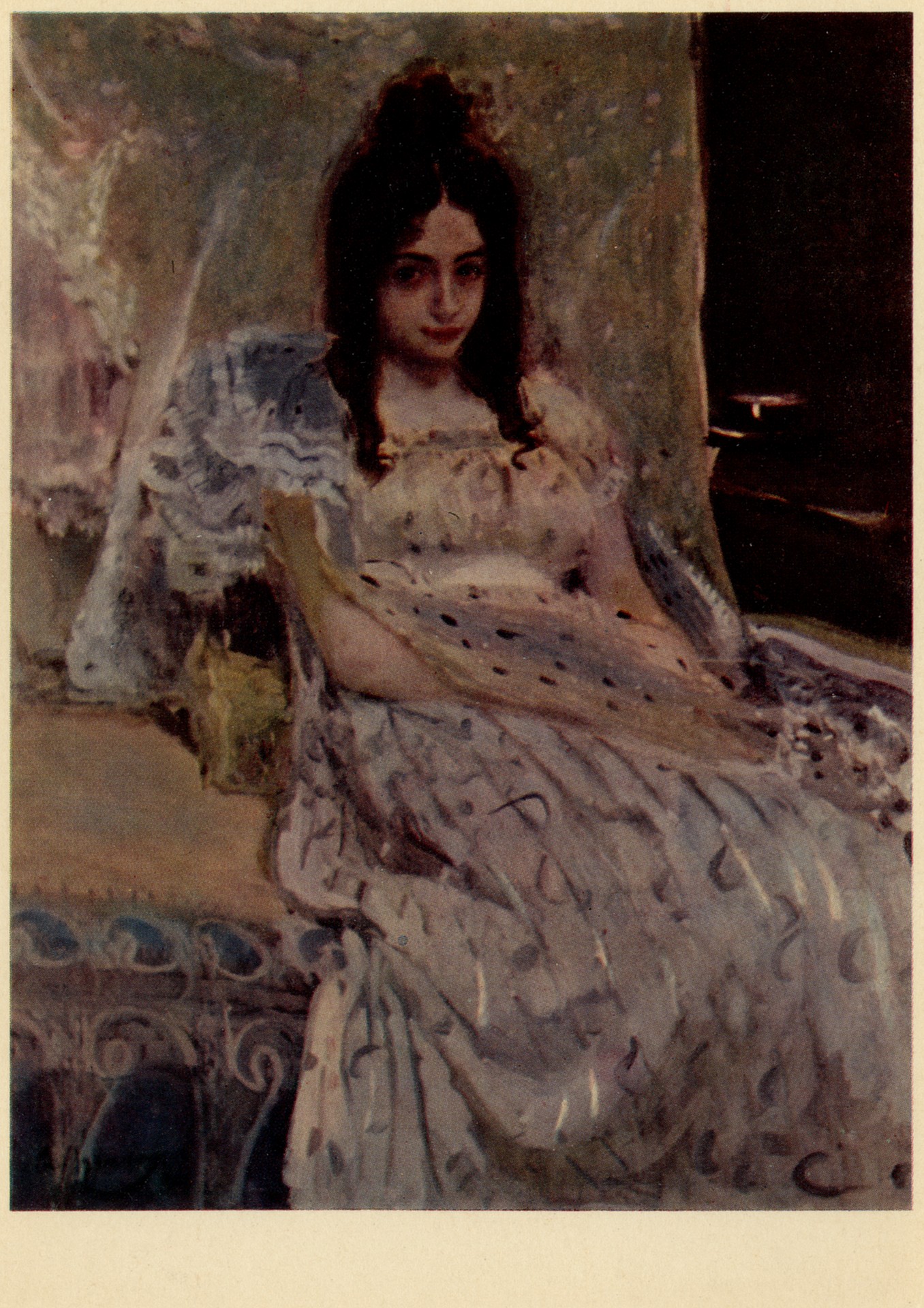 Женщина в сером