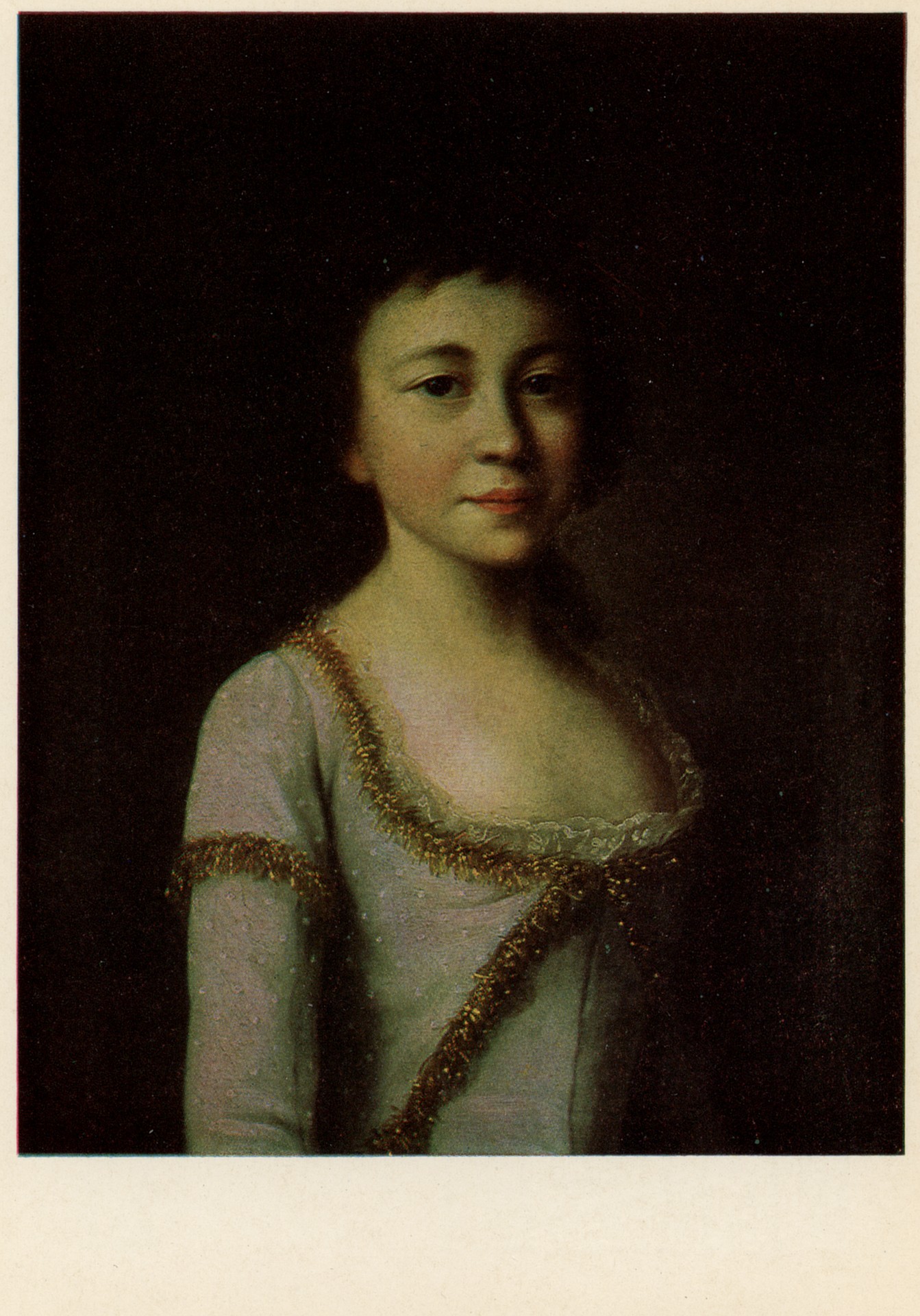 Портрет девочки в белом платье