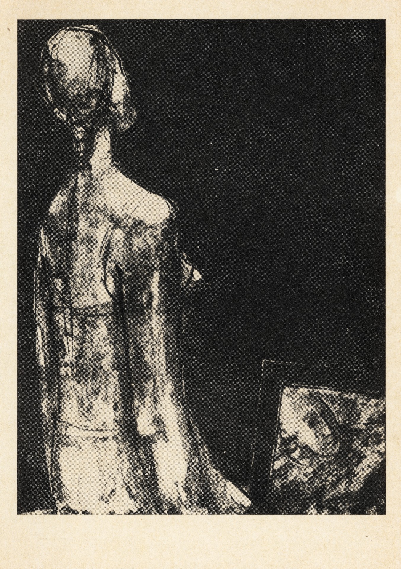 Модель на тёмном фоне