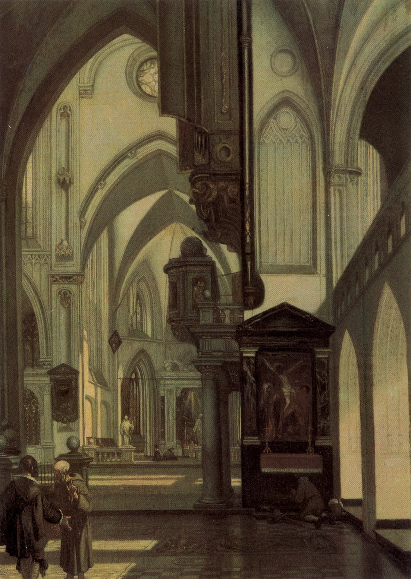 Внутри костела