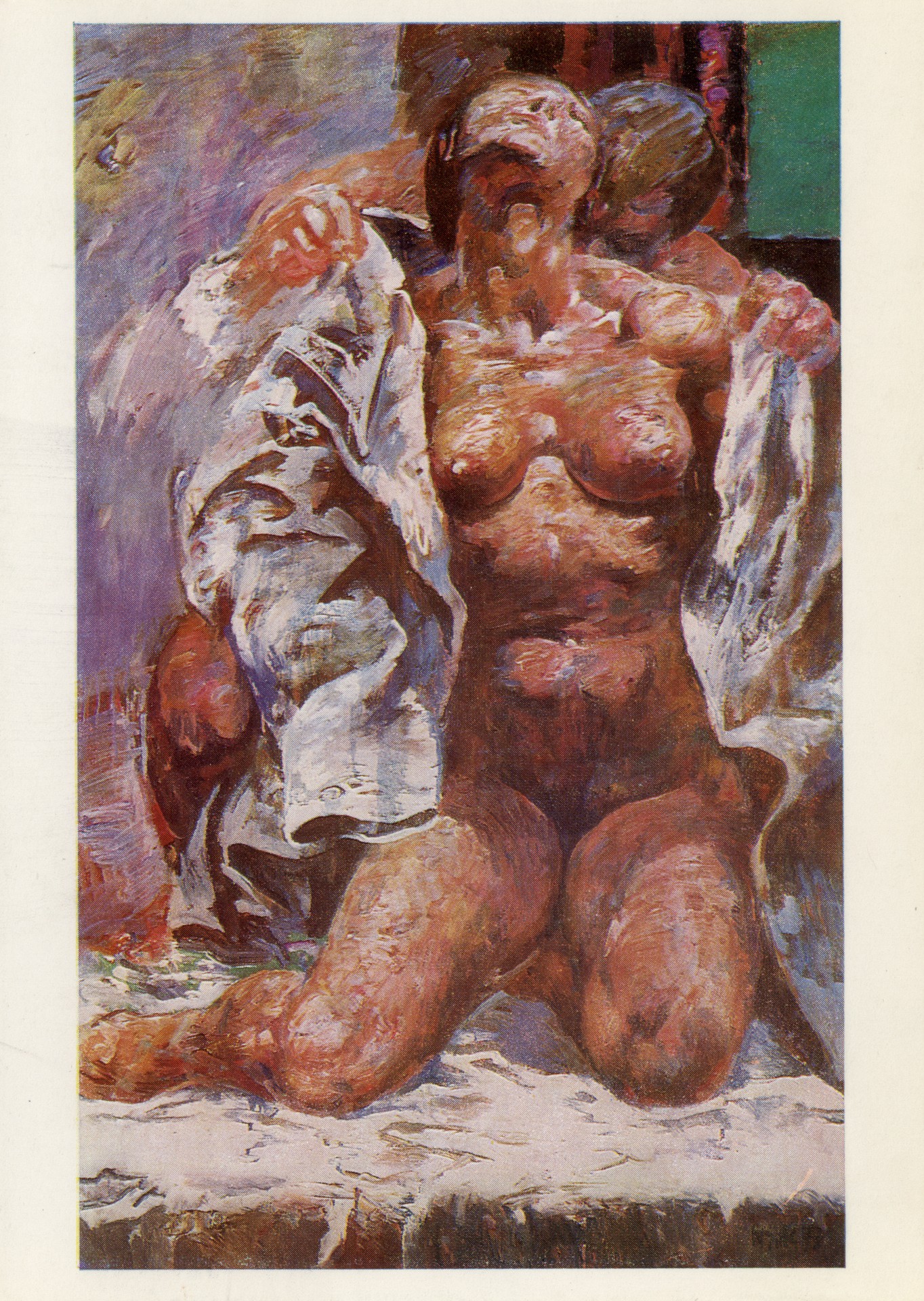 Голая в халате после купания